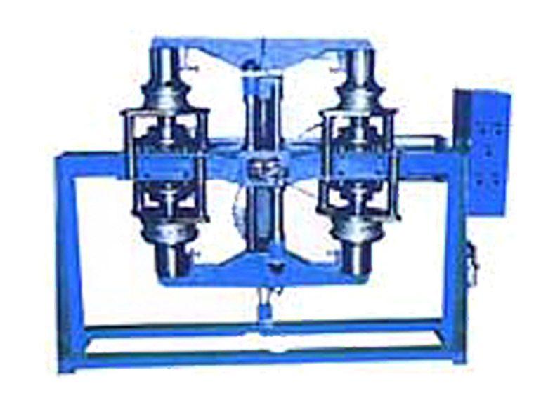 無(wú)錫市利達(dá)橡膠機(jī)械LHC-4輪胎后沖氣定型機(jī)